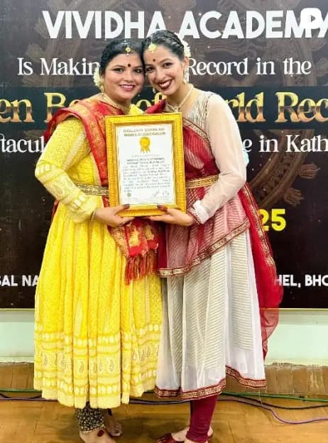 124 Kathak dancers performing in the 2025 world record relay